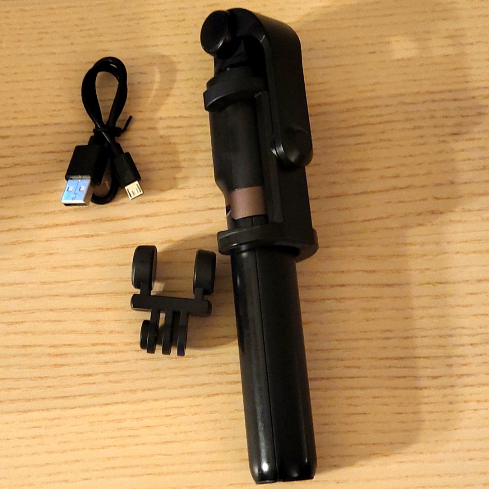 Selfie Stick Tripod for Smartphone, Camera & GoPro - Picture 3 of 3